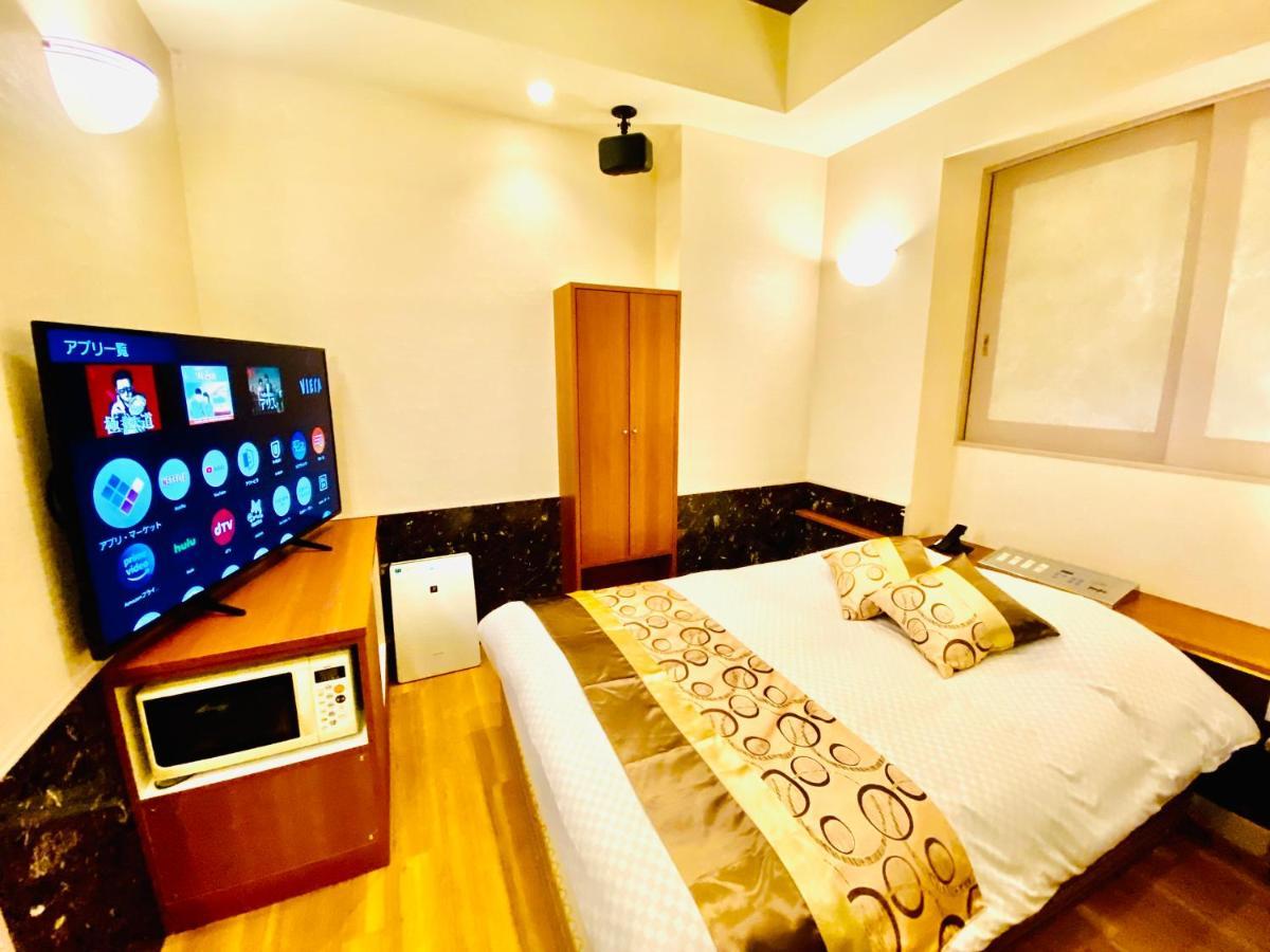 Hotel Crystal 大人専用 Tokyo Eksteriør billede