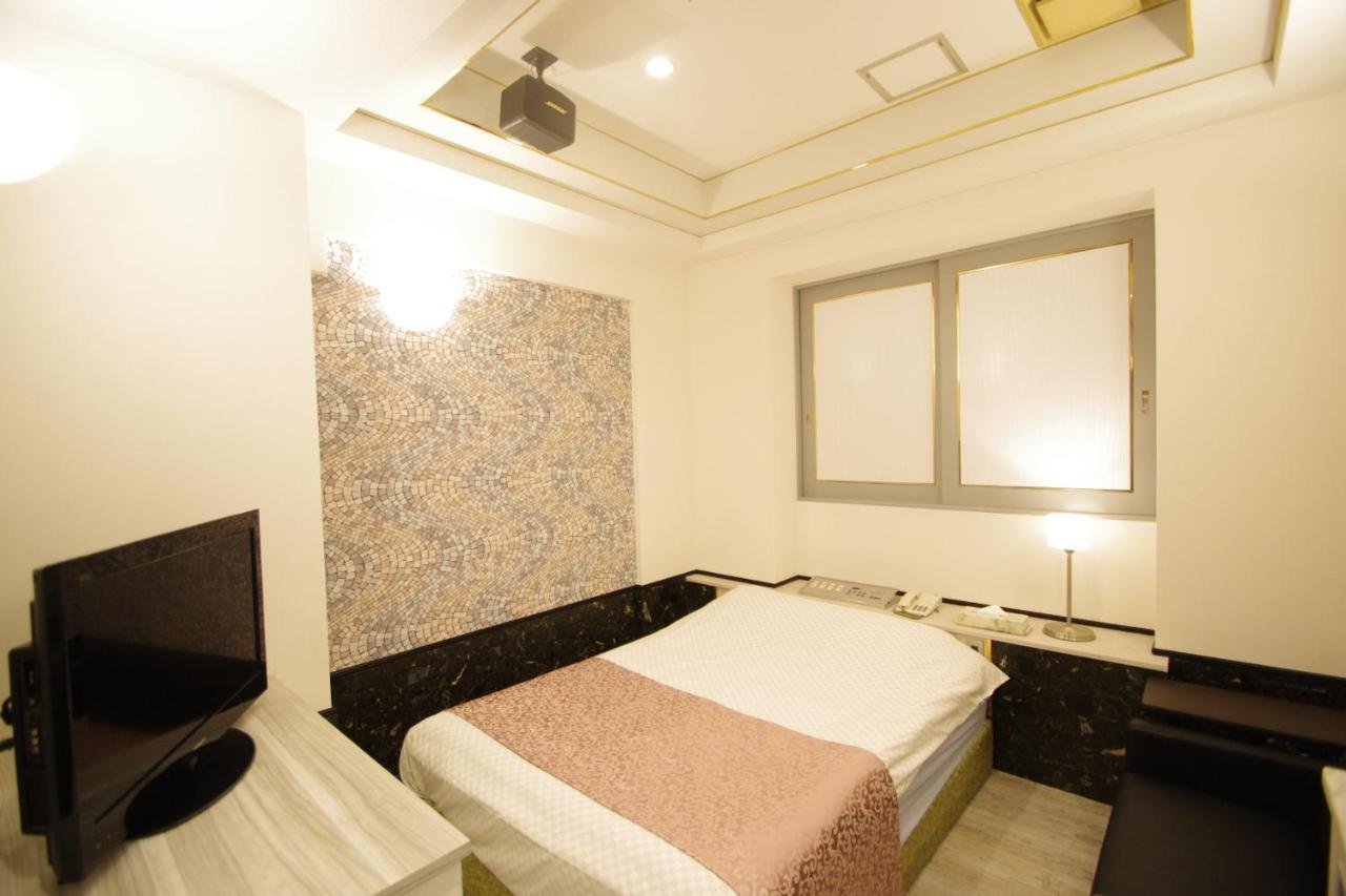 Hotel Crystal 大人専用 Tokyo Eksteriør billede