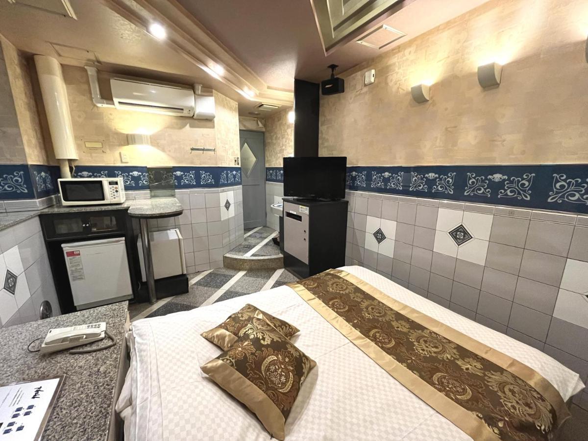 Hotel Crystal 大人専用 Tokyo Eksteriør billede