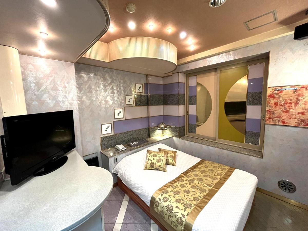 Hotel Crystal 大人専用 Tokyo Eksteriør billede