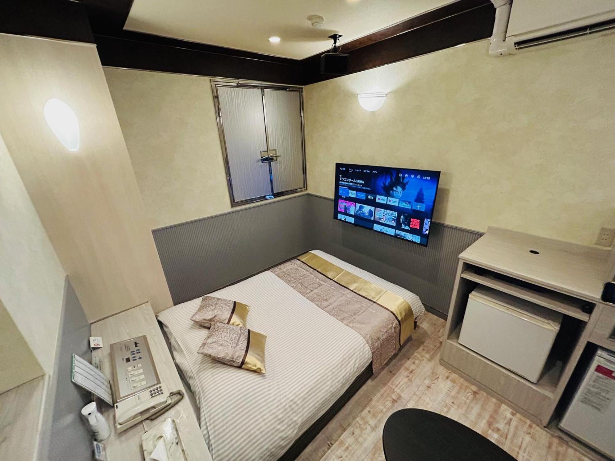 Hotel Crystal 大人専用 Tokyo Eksteriør billede