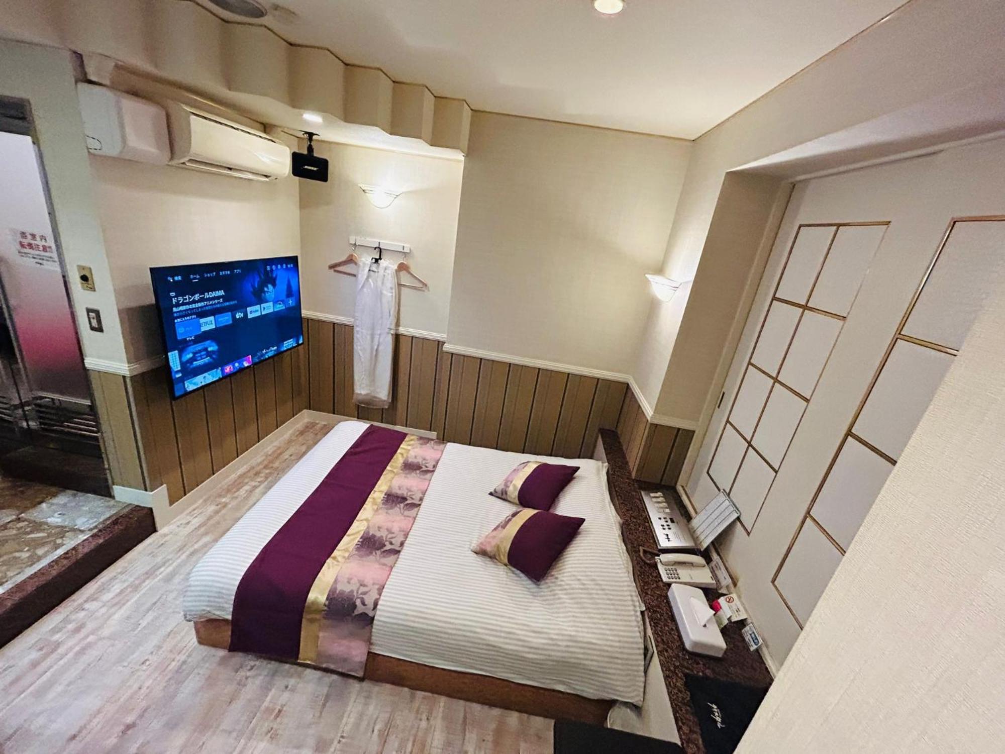 Hotel Crystal 大人専用 Tokyo Eksteriør billede